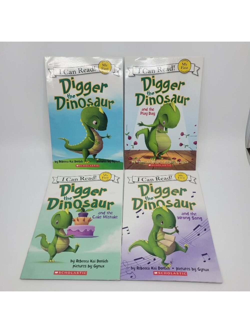 DIGGER the DINOSAUR Lot of Beginning Reader Books - BK078